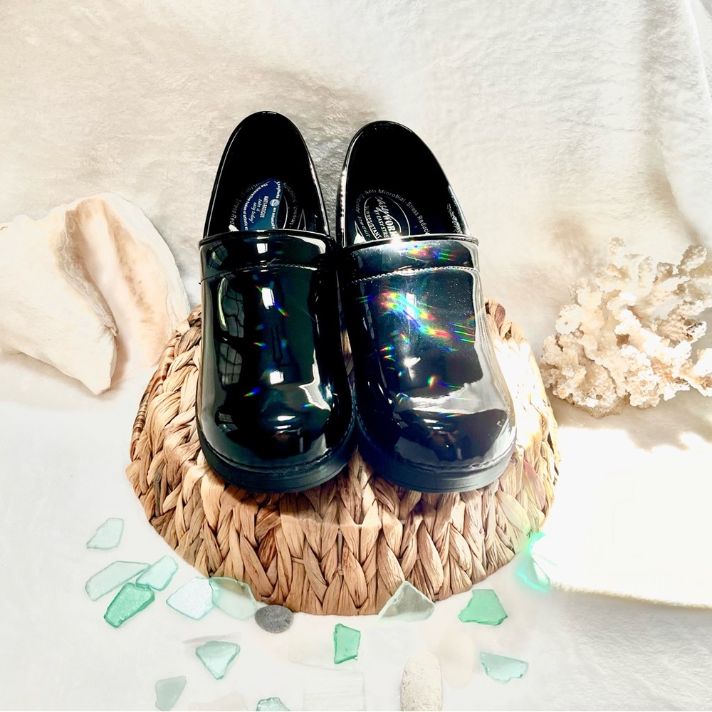 Easy Works by Easy Street Nurse Shoes